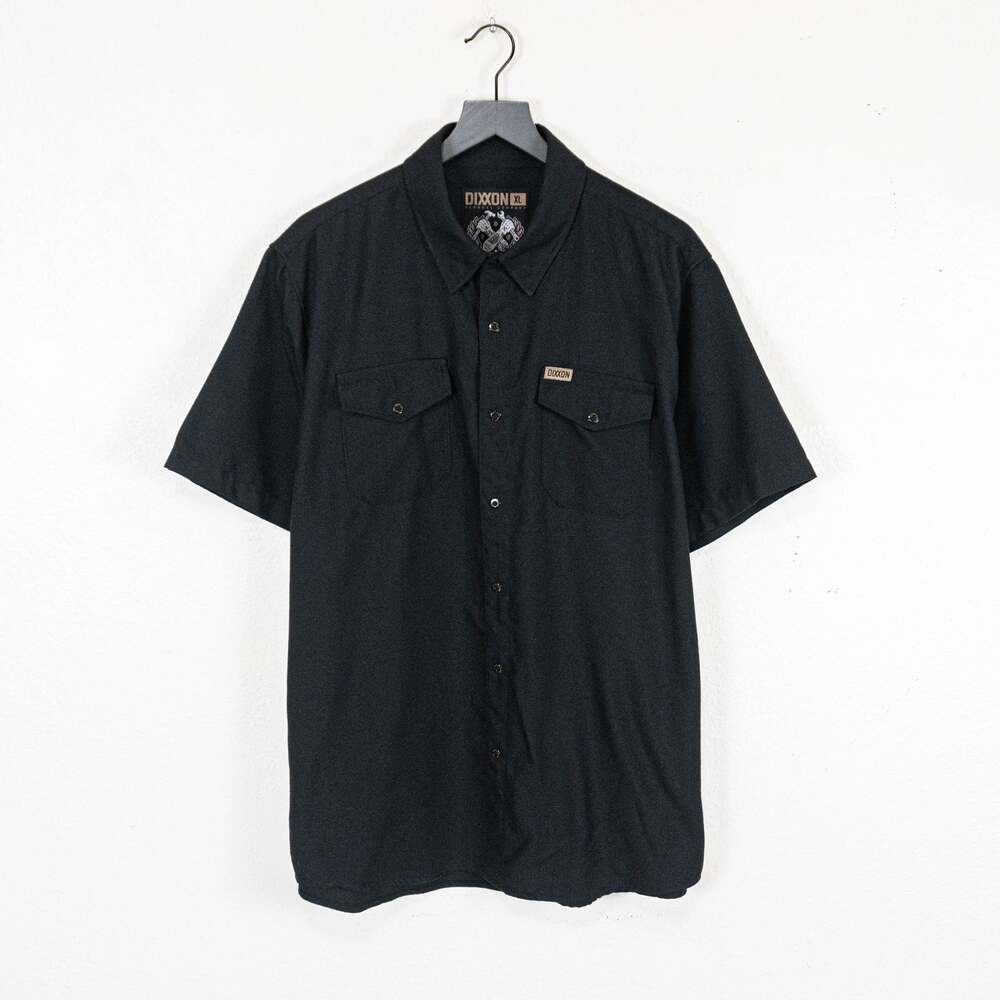 DIXXON Flannel Co. The Outlaw Shortie Snap button shirt in Black XL